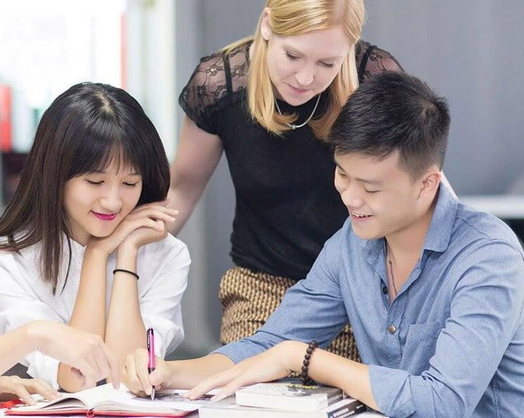 5 Reasons Why Learning English is a Problem for Students in Vietnam